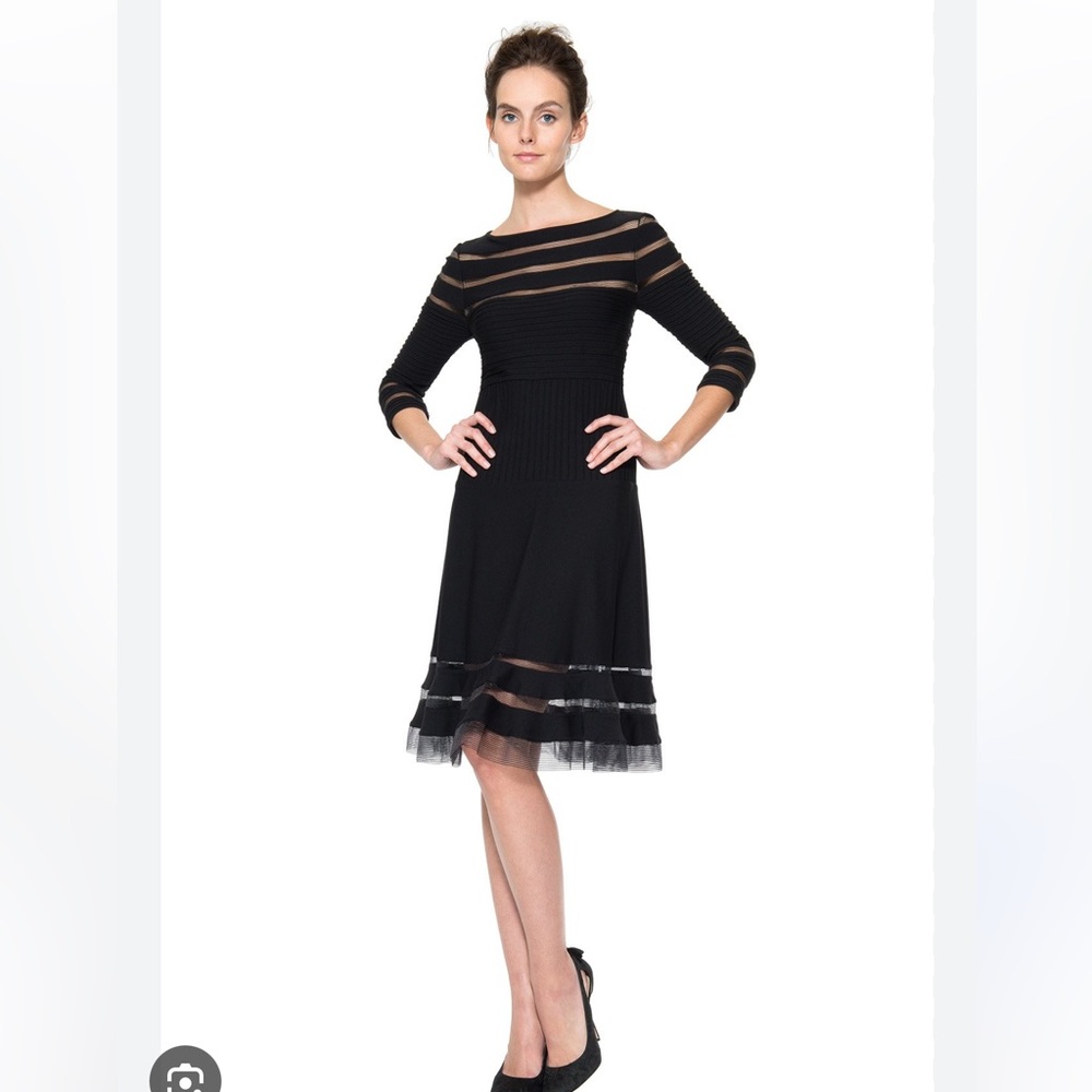 ✨‎ Tadashi Shoji Cutout Jersey 3/4 Sleeve Cocktail Dress Black Size M ✨